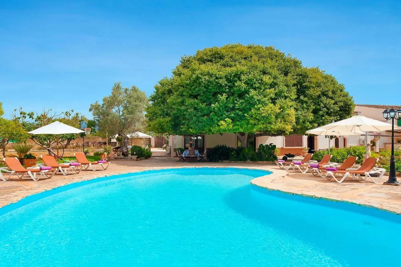 Villas Cas Moliner contacts
